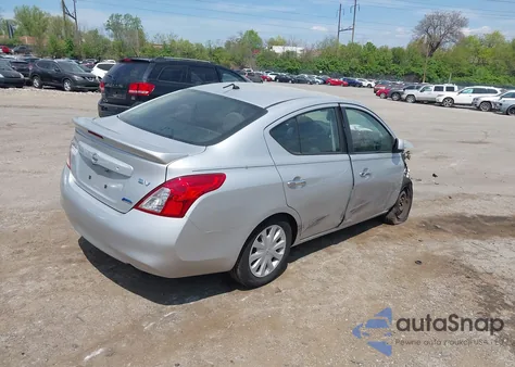 2013 Nissan Versa 1.6 Sv from USA, damaged, VIN 3N1CN7AP8DL859478